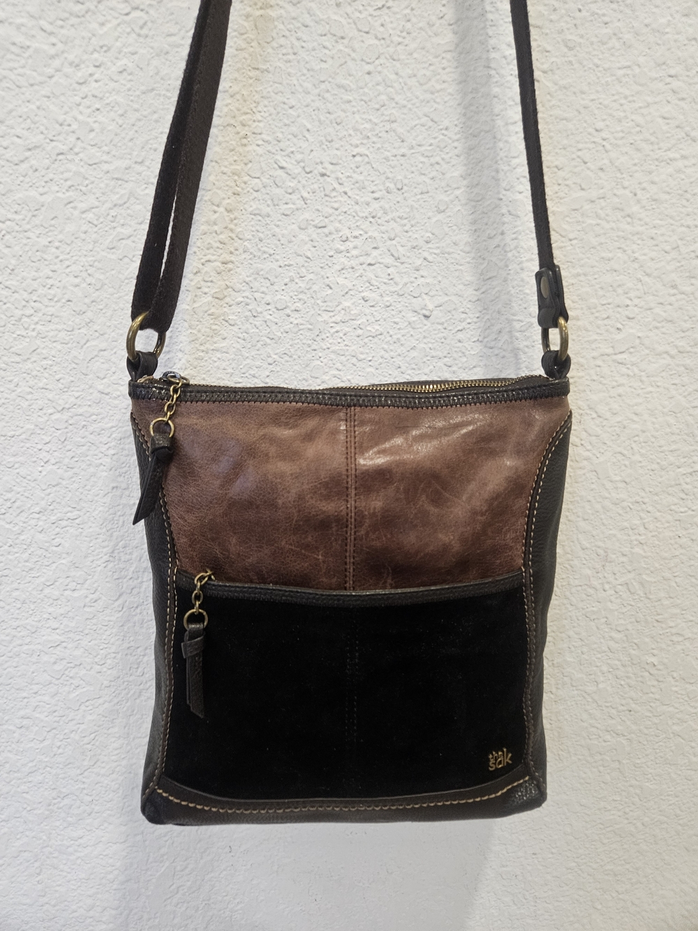 The Sak Iris Crossbody Bag Vintage Leather Suede Patchwork Brown Black Glitter